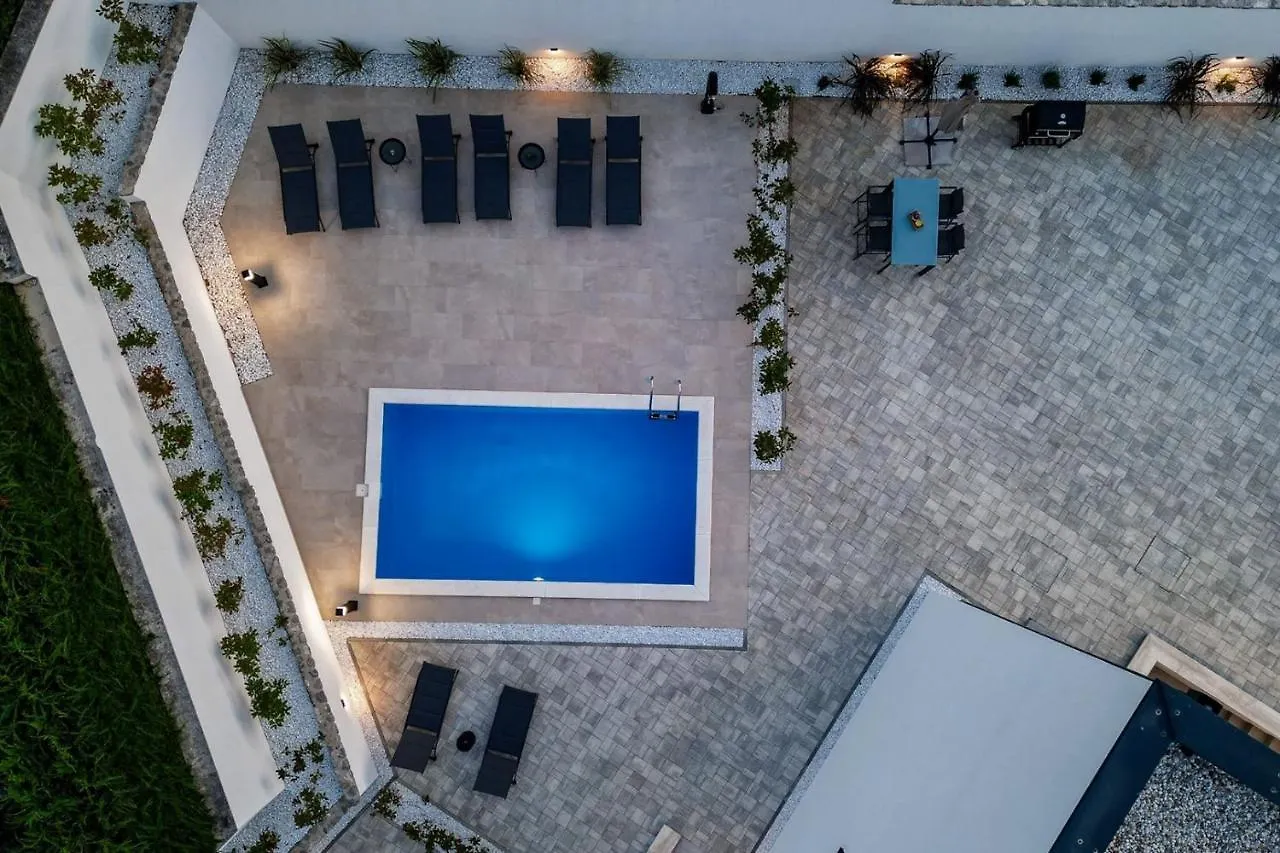 ***** Casa de hóspedes Apartments Lena Malinska Croácia